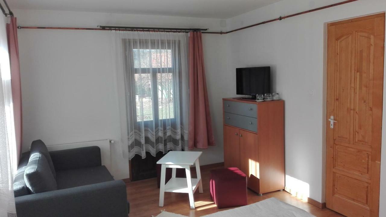 Zempléni Pitvaros Pihenő Telkibánya Exterior foto